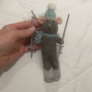 Pottery Barn Mouse on Skis Wool Felt Ornament for Christmas Tree NWT